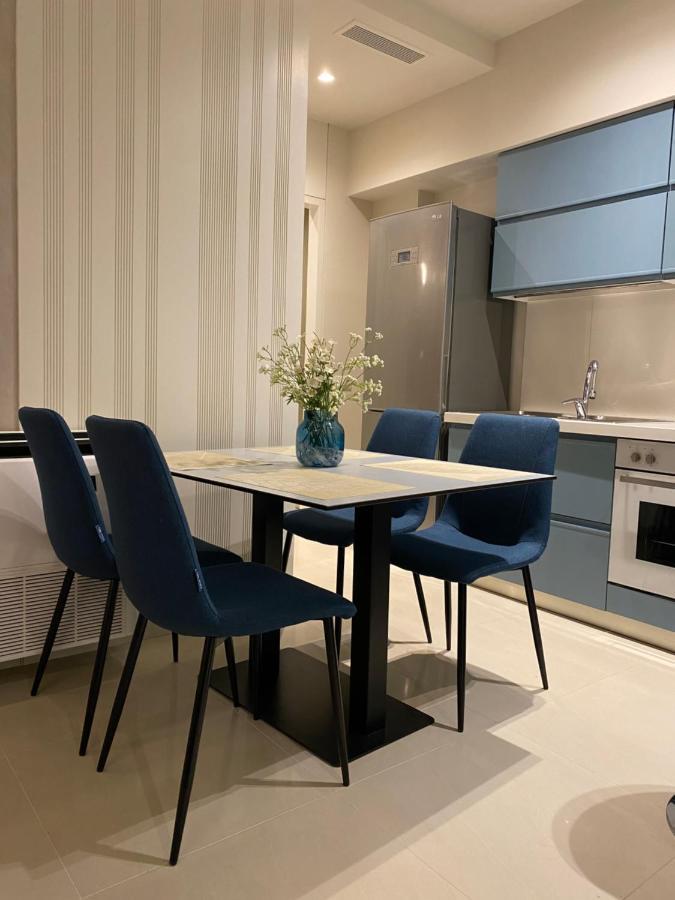 Comfort Apartament, Near The Beach Дуррес Екстер'єр фото